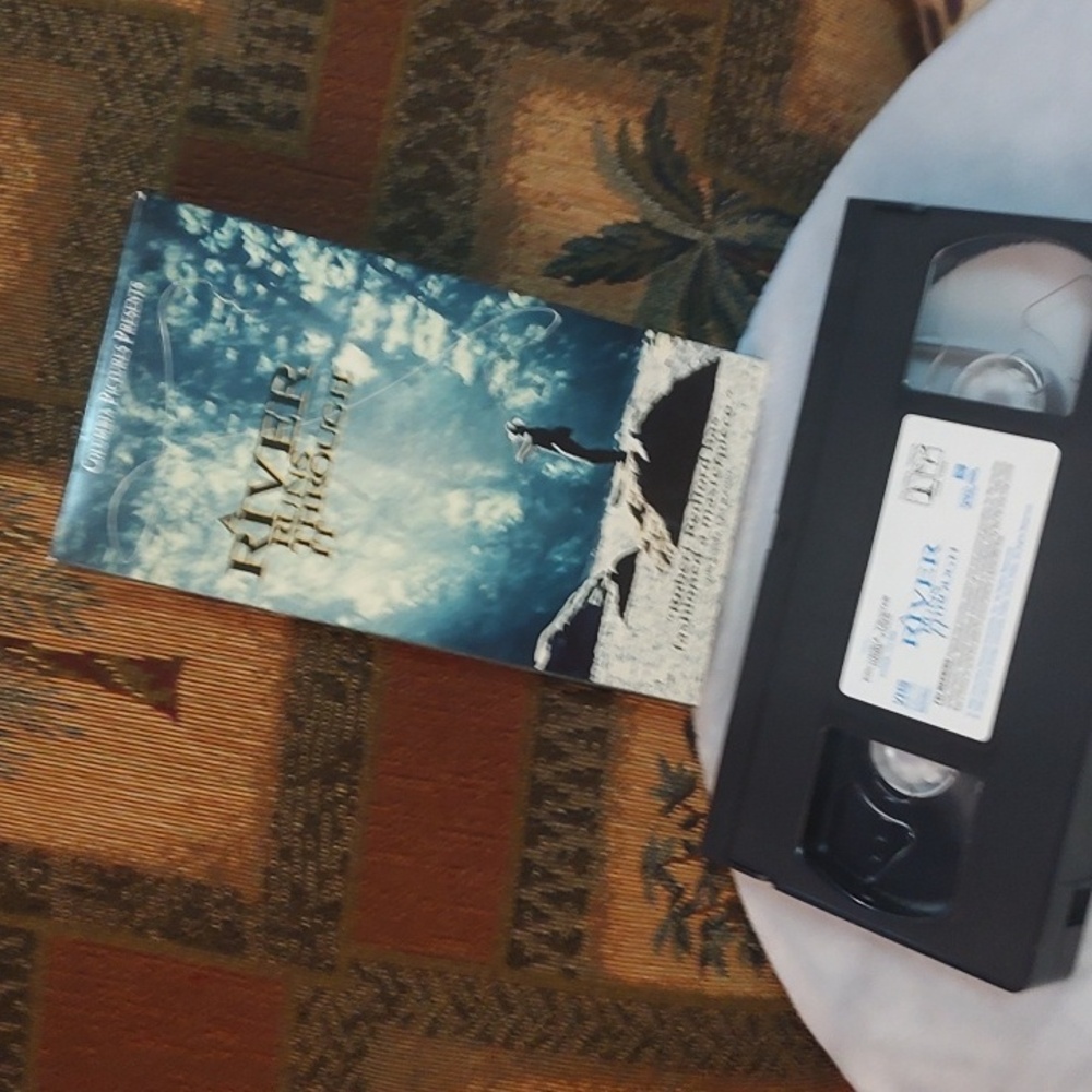 River Runs Through It DVD Tape 📼 - Picture 2 of 5